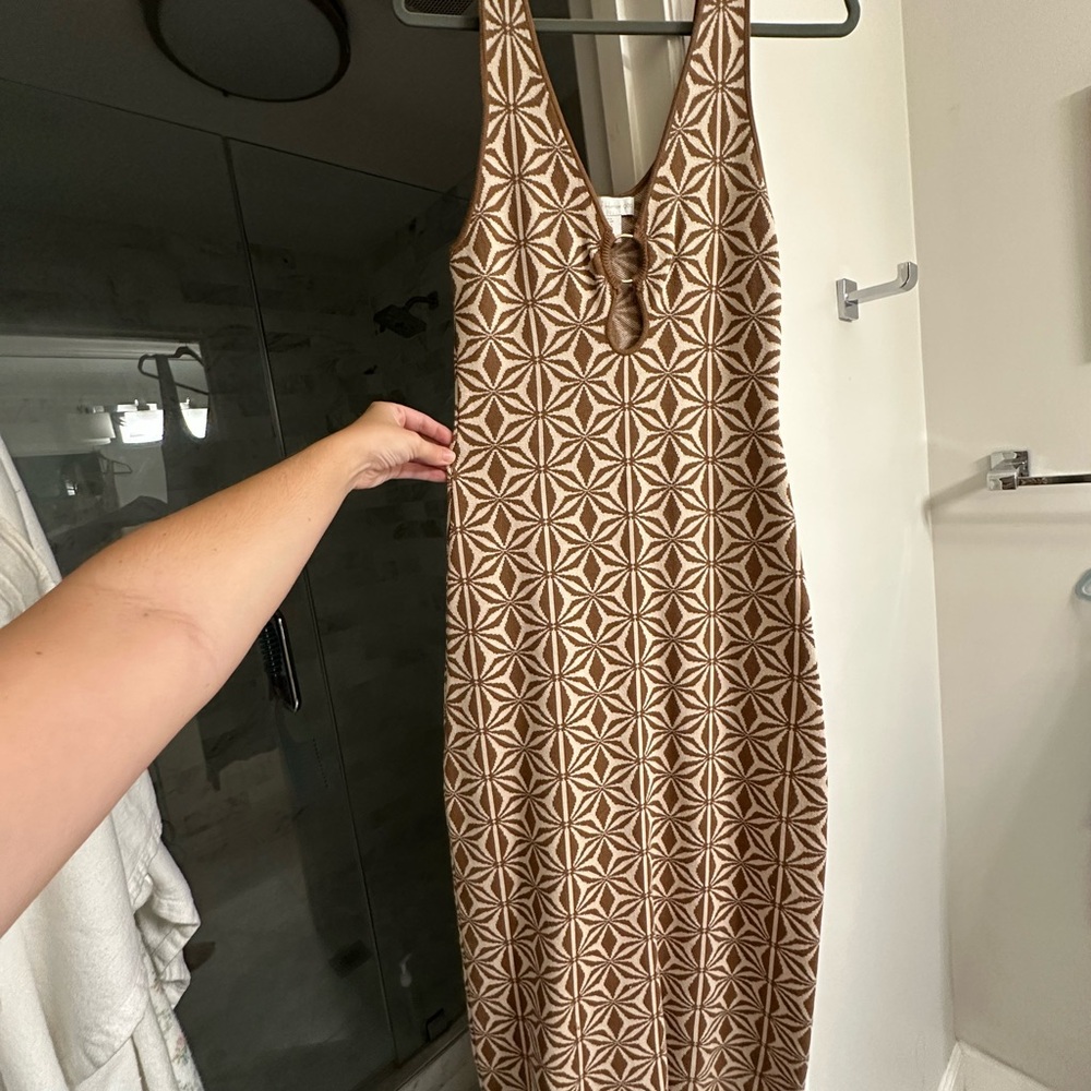 Geometric Patterned Brown Dress - image 1